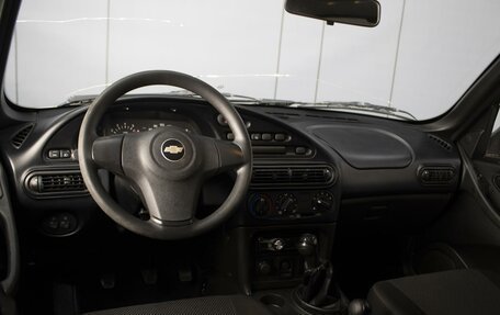 Chevrolet Niva I рестайлинг, 2010 год, 480 000 рублей, 5 фотография