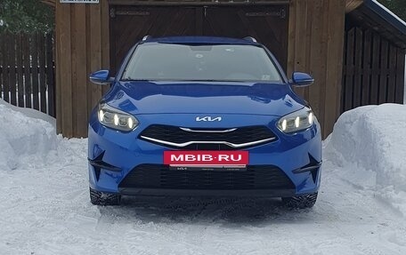 KIA cee'd III, 2022 год, 2 330 000 рублей, 2 фотография