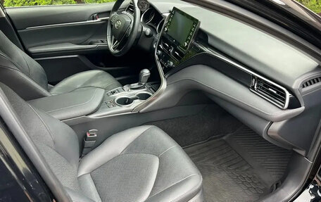 Toyota Camry, 2021 год, 3 370 000 рублей, 8 фотография