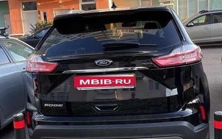 Ford Edge II рестайлинг, 2019 год, 2 500 000 рублей, 2 фотография