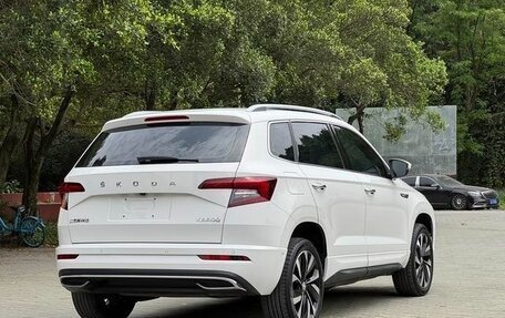 Skoda Karoq I, 2022 год, 2 170 000 рублей, 5 фотография