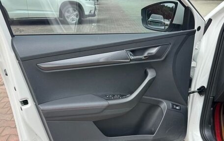 Skoda Karoq I, 2022 год, 2 170 000 рублей, 11 фотография