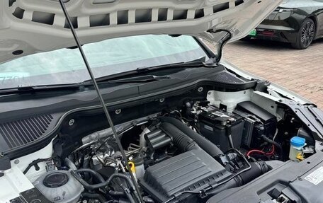 Skoda Karoq I, 2022 год, 2 170 000 рублей, 21 фотография