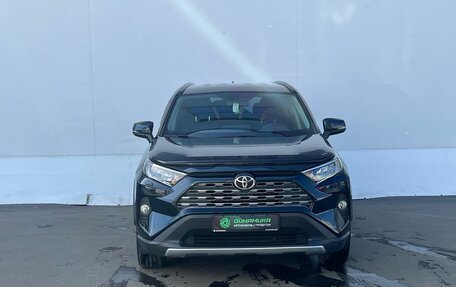 Toyota RAV4, 2020 год, 3 425 000 рублей, 2 фотография