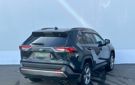 Toyota RAV4, 2020 год, 3 425 000 рублей, 5 фотография