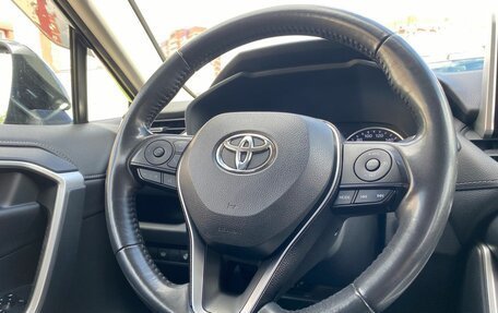 Toyota RAV4, 2020 год, 3 425 000 рублей, 12 фотография