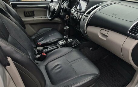 Mitsubishi Pajero Sport II рестайлинг, 2015 год, 1 760 000 рублей, 9 фотография