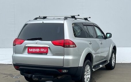 Mitsubishi Pajero Sport II рестайлинг, 2015 год, 1 760 000 рублей, 5 фотография