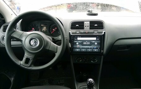 Volkswagen Polo VI (EU Market), 2014 год, 740 000 рублей, 5 фотография