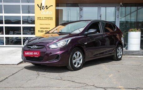 Hyundai Solaris II рестайлинг, 2011 год, 795 000 рублей, 2 фотография