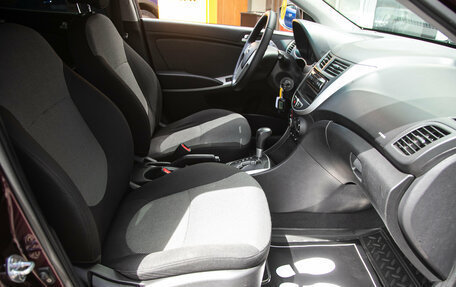 Hyundai Solaris II рестайлинг, 2011 год, 795 000 рублей, 20 фотография