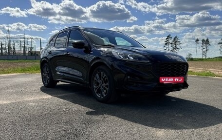 Ford Kuga III, 2022 год, 1 990 000 рублей, 8 фотография