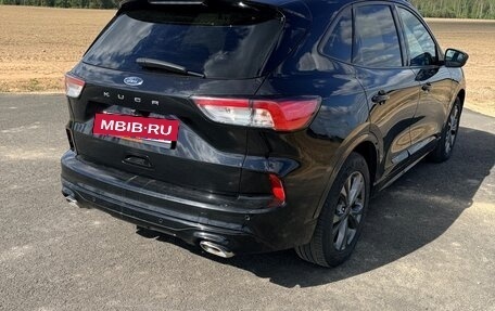 Ford Kuga III, 2022 год, 1 990 000 рублей, 5 фотография