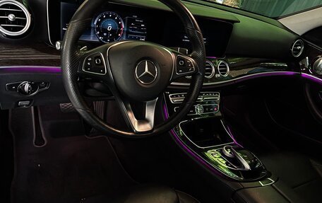 Mercedes-Benz E-Класс, 2017 год, 3 700 000 рублей, 2 фотография