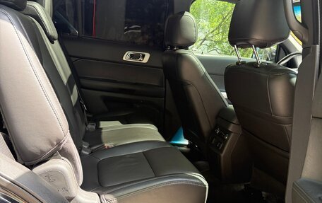 Ford Explorer VI, 2011 год, 2 100 000 рублей, 5 фотография