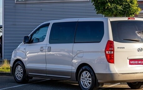 Hyundai H-1 II рестайлинг, 2016 год, 2 395 000 рублей, 9 фотография