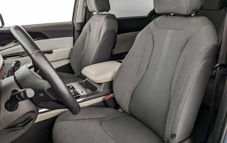 KIA Carnival, 2022 год, 4 200 000 рублей, 20 фотография