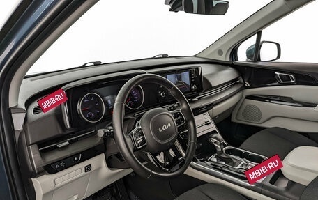 KIA Carnival, 2022 год, 4 200 000 рублей, 15 фотография