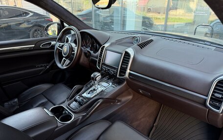 Porsche Cayenne III, 2015 год, 3 890 000 рублей, 17 фотография