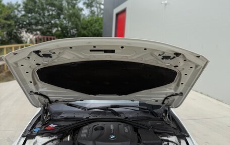 BMW 3 серия, 2017 год, 2 600 000 рублей, 10 фотография