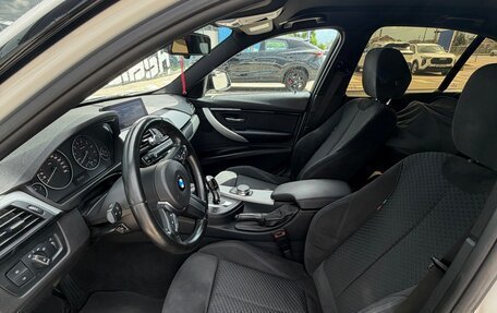 BMW 3 серия, 2017 год, 2 600 000 рублей, 12 фотография