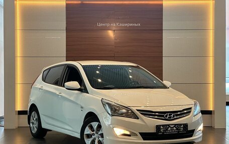 Hyundai Solaris II рестайлинг, 2015 год, 1 049 000 рублей, 3 фотография