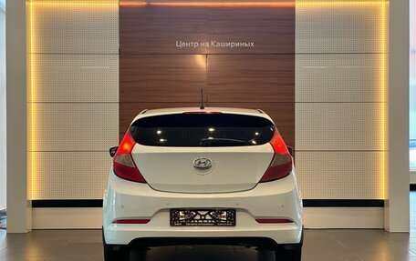 Hyundai Solaris II рестайлинг, 2015 год, 1 049 000 рублей, 5 фотография
