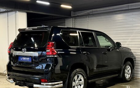 Toyota Land Cruiser Prado 150 рестайлинг 2, 2018 год, 5 090 000 рублей, 5 фотография