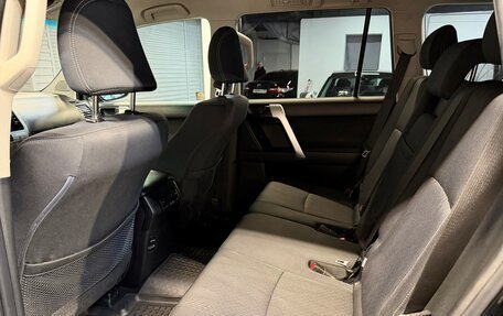 Toyota Land Cruiser Prado 150 рестайлинг 2, 2018 год, 5 090 000 рублей, 14 фотография