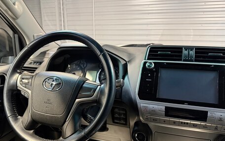 Toyota Land Cruiser Prado 150 рестайлинг 2, 2018 год, 5 090 000 рублей, 18 фотография