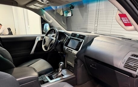 Toyota Land Cruiser Prado 150 рестайлинг 2, 2018 год, 5 090 000 рублей, 16 фотография