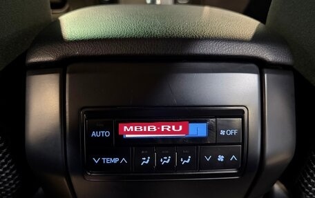 Toyota Land Cruiser Prado 150 рестайлинг 2, 2018 год, 5 090 000 рублей, 21 фотография