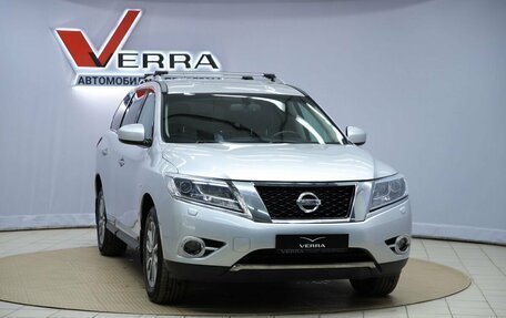 Nissan Pathfinder, 2016 год, 1 690 000 рублей, 3 фотография