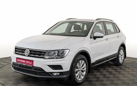 Volkswagen Tiguan II, 2018 год, 2 500 000 рублей, 1 фотография