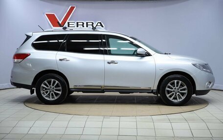 Nissan Pathfinder, 2016 год, 1 690 000 рублей, 4 фотография