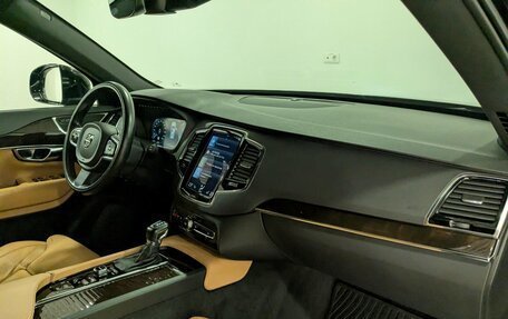 Volvo XC90 II рестайлинг, 2017 год, 3 600 000 рублей, 19 фотография