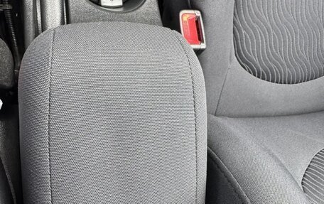 Hyundai Solaris II рестайлинг, 2012 год, 945 000 рублей, 12 фотография