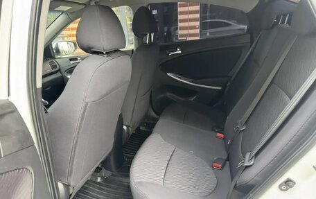 Hyundai Solaris II рестайлинг, 2012 год, 945 000 рублей, 18 фотография