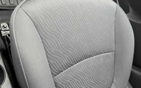 Hyundai Solaris II рестайлинг, 2012 год, 945 000 рублей, 22 фотография