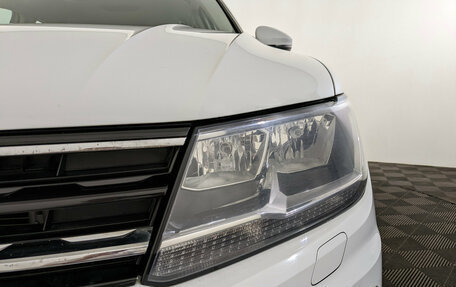 Volkswagen Tiguan II, 2018 год, 2 500 000 рублей, 11 фотография