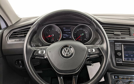 Volkswagen Tiguan II, 2018 год, 2 500 000 рублей, 22 фотография