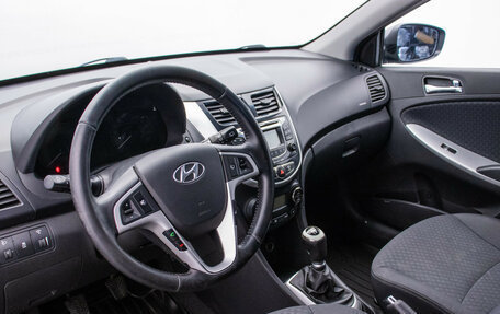 Hyundai Solaris II рестайлинг, 2012 год, 610 000 рублей, 10 фотография