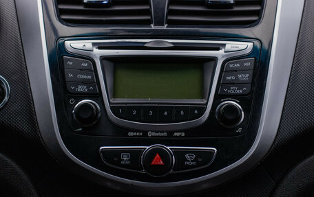 Hyundai Solaris II рестайлинг, 2012 год, 610 000 рублей, 15 фотография