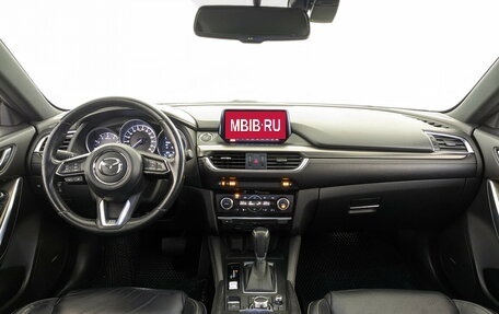 Mazda 6, 2017 год, 2 270 000 рублей, 14 фотография