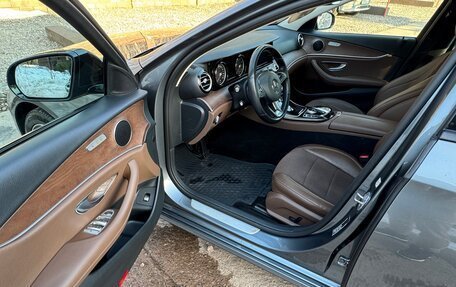 Mercedes-Benz E-Класс, 2016 год, 2 700 000 рублей, 6 фотография