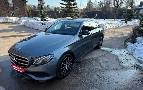 Mercedes-Benz E-Класс, 2016 год, 2 700 000 рублей, 2 фотография