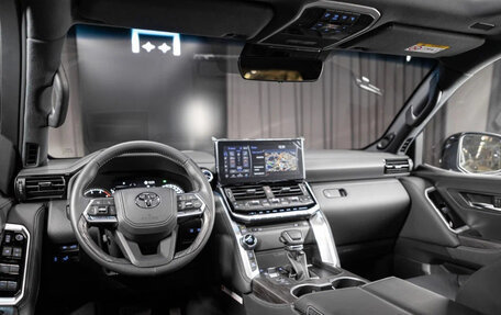 Toyota Land Cruiser, 2022 год, 11 200 000 рублей, 5 фотография
