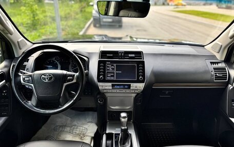 Toyota Land Cruiser Prado 150 рестайлинг 2, 2021 год, 5 530 000 рублей, 11 фотография