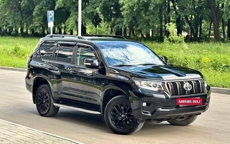Toyota Land Cruiser Prado 150 рестайлинг 2, 2021 год, 5 530 000 рублей, 3 фотография