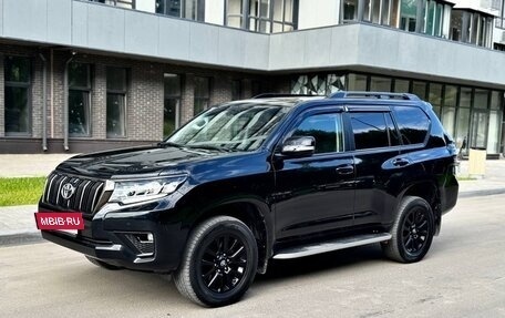 Toyota Land Cruiser Prado 150 рестайлинг 2, 2021 год, 5 530 000 рублей, 10 фотография